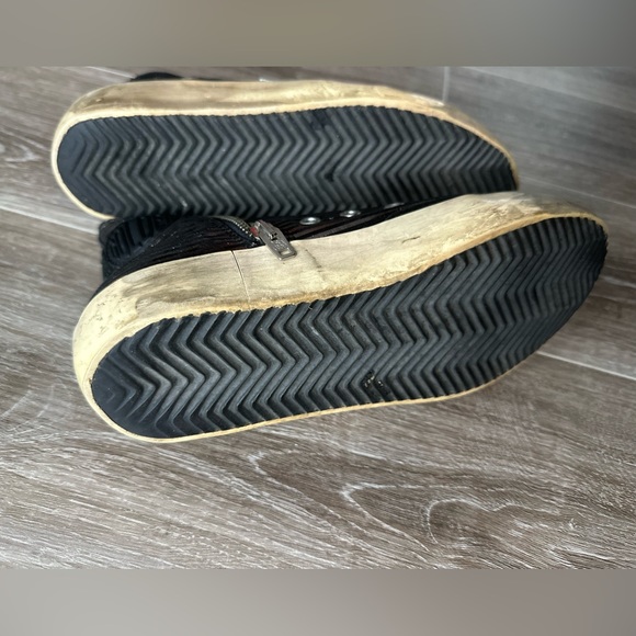 EUC authentic luxury high tops trainers from Golden Goose Deluxe Brand,  7/7,5 - Picture 5 of 9